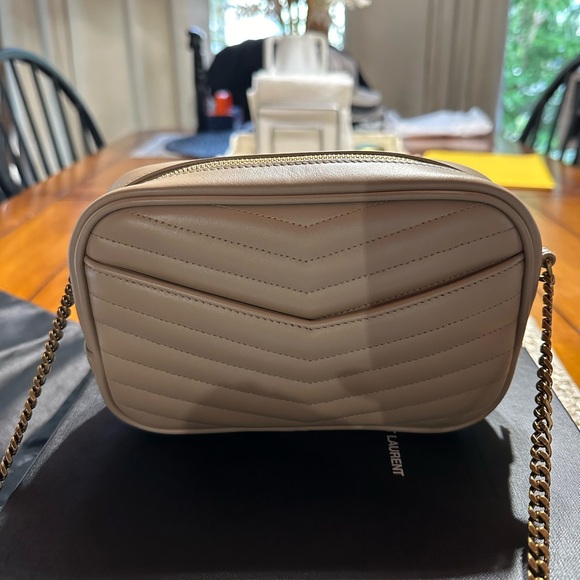 Brand new Saint Laurent. Never worn. Box and bag - Picture 5 of 9